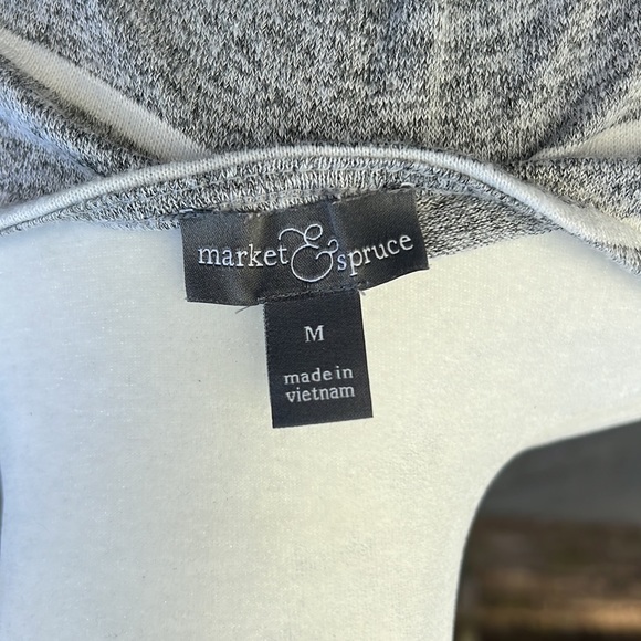 Grey striped white sweater - Picture 4 of 4